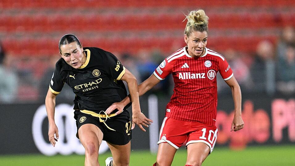 Nationalspielerin Carlotta Wamser (l) traf erstmals für City. Nationalspielerin Carlotta Wamser (l) traf erstmals für City.