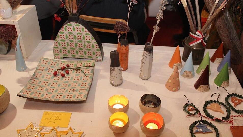 In Landshut lockten am Wochenende der Kunsthandwerkermarkt und die H&uuml;ttengaudi zahlreiche Besucher an.