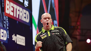 Große Töne: Michael van Gerwen schickt vor dem Jahreshöhepunkt eine forsche Kampfansage an seine ärgsten Rivalen raus und bleibt gewohnt selbstbewusst: „Ich bin der Favorit auf den Titel.“