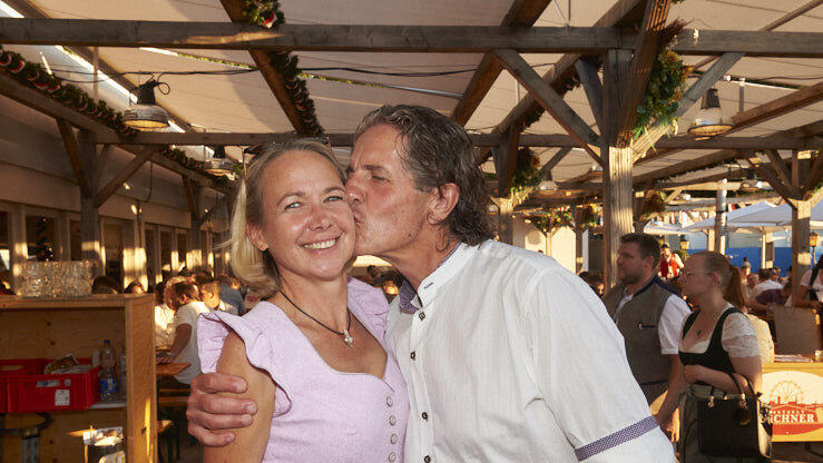 Die Partybilder vom Dienstag, 11. August, aus dem Festzelt Lechner. Die Partybilder vom Dienstag, 11. August, aus dem Festzelt Lechner.
