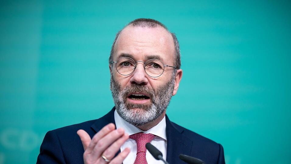 EVP-Chef Manfred Weber: «Es ist wichtig, dass wir Jobs in der Autoindustrie sichern und die Arbeiter für uns gewinnen.» EVP-Chef Manfred Weber: «Es ist wichtig, dass wir Jobs in der Autoindustrie sichern und die Arbeiter für uns gewinnen.»