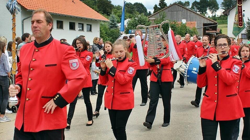 Die KLJB Kl&auml;ham-Oberergoldsbach feierte am Wochenende ihr 65-j&auml;hriges Gr&uuml;ndungsfest.