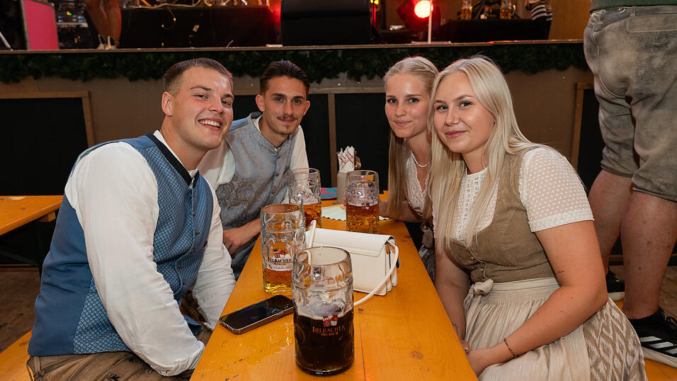 Die Partybilder vom Freitag, 16. August 2024, aus dem Festzelt Kr&ouml;nner.