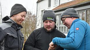 Sie tragen die Verantwortung für die „Waldweihnacht“: Vereinsvorsitzender Pit Wolfsecker (rechts) und sein Stellvertreter Andreas Brenninger. Sie tragen die Verantwortung für die „Waldweihnacht“: Vereinsvorsitzender Pit Wolfsecker (rechts) und sein Stellvertreter Andreas Brenninger.