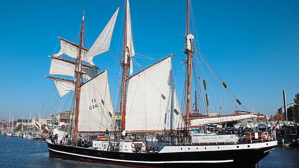 Das KUS-Projekt und die Zeit an Bord des Segelschiffs 'Thor Heyerdahl' hat Romy Stetter nachhaltig geprägt. Das KUS-Projekt und die Zeit an Bord des Segelschiffs 'Thor Heyerdahl' hat Romy Stetter nachhaltig geprägt.