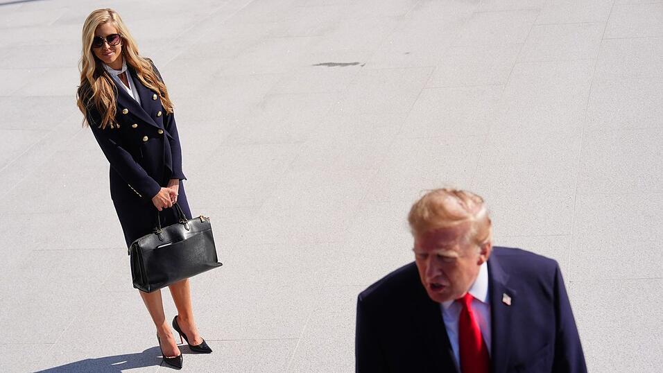 Zacharia hatte erst vor ein paar Tagen ihre erste Pressekonferenz als Trumps Sprecherin - nun gibt sie den Posten US-Kreisen zufolge schon wieder auf.(Archivbild) Zacharia hatte erst vor ein paar Tagen ihre erste Pressekonferenz als Trumps Sprecherin - nun gibt sie den Posten US-Kreisen zufolge schon wieder auf.(Archivbild)