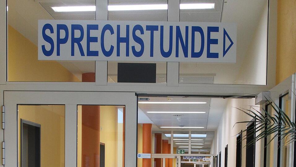 Patienten der KVB-Bereitschaftspraxis finden diese wieder in der Spange zur Zentralen Patientenaufnahme.