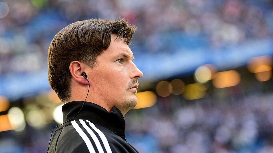 Muss sich nach zwei Niederlagen zum Saisonbeginn Gedanken machen: HSV-Trainer Merlin Polzin. Muss sich nach zwei Niederlagen zum Saisonbeginn Gedanken machen: HSV-Trainer Merlin Polzin.