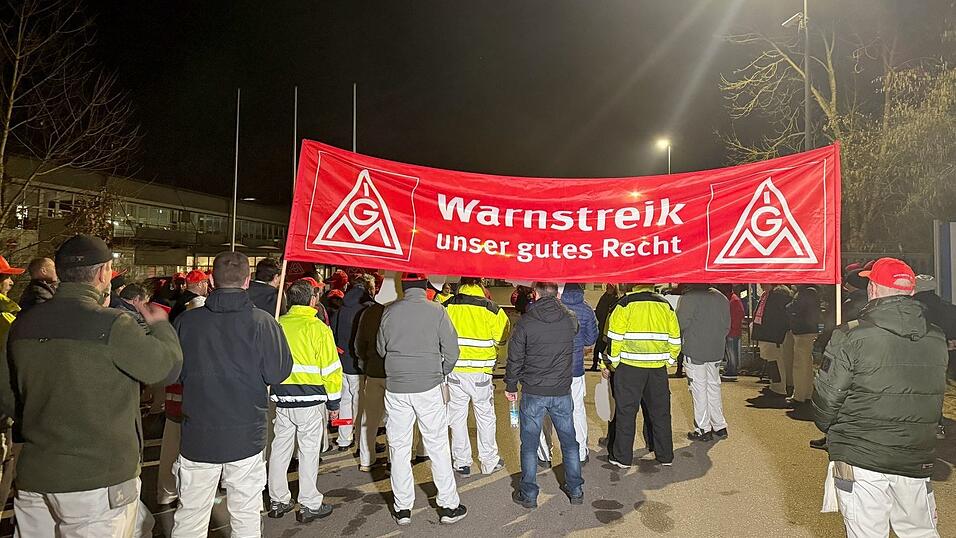 Die Gewerkschaft beklagt ein «Mager-Angebot» der Arbeitgeber, das für die Beschäftigten sinkende Reallöhne bedeute.