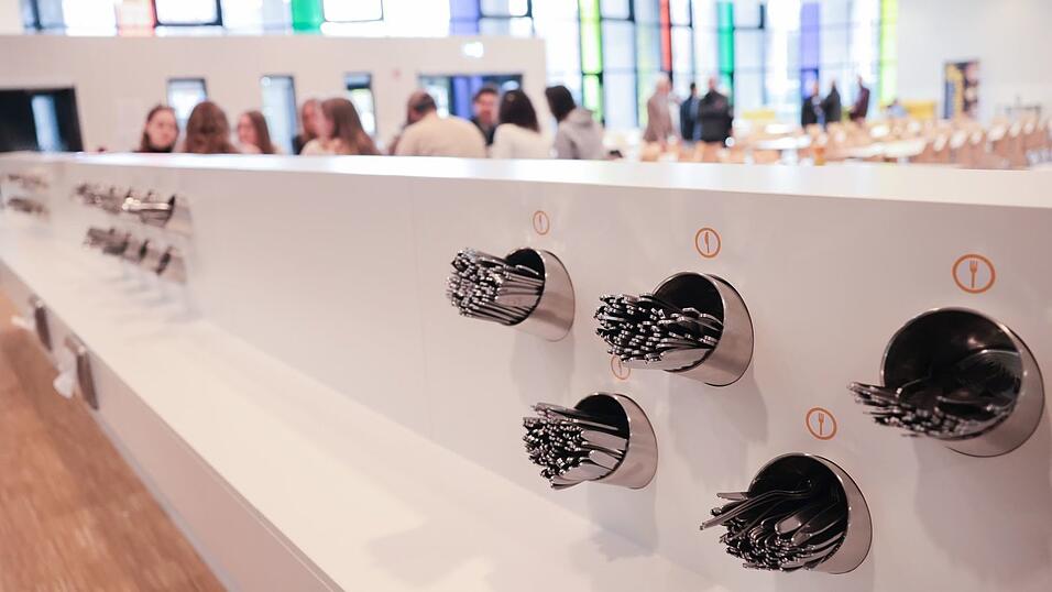 Doch gerade Besteck wird gerne auch mal mitgenommen. (Symbolbild)