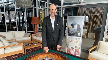 Spielbankdirektor Andreas Weigert ist mehr als zufrieden mit der Jahresbilanz 2025. Spielbankdirektor Andreas Weigert ist mehr als zufrieden mit der Jahresbilanz 2025.