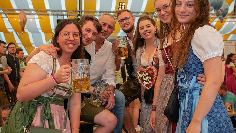 Die Partybilder vom Sonntag, 14. August 2022, aus dem Festzelt Nothaft.