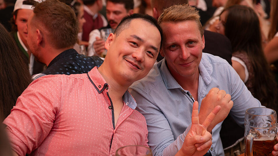 Die Partybilder vom Samstag, 16. August, aus dem Festzelt Greindl. Die Partybilder vom Samstag, 16. August, aus dem Festzelt Greindl.