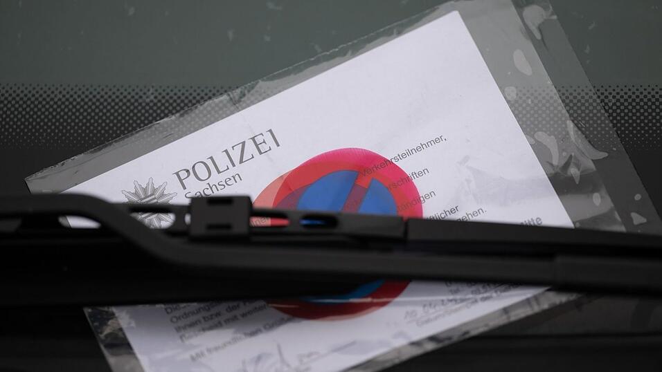 Über Bußgelder für Verkehrsverstöße wollen die Innenministerinnen und Innenminister in Hamburg beraten. Ob hier schon konkrete Beschlüsse gefasst werden, ist allerdings fraglich. (Symbolbild) Über Bußgelder für Verkehrsverstöße wollen die Innenministerinnen und Innenminister in Hamburg beraten. Ob hier schon konkrete Beschlüsse gefasst werden, ist allerdings fraglich. (Symbolbild)