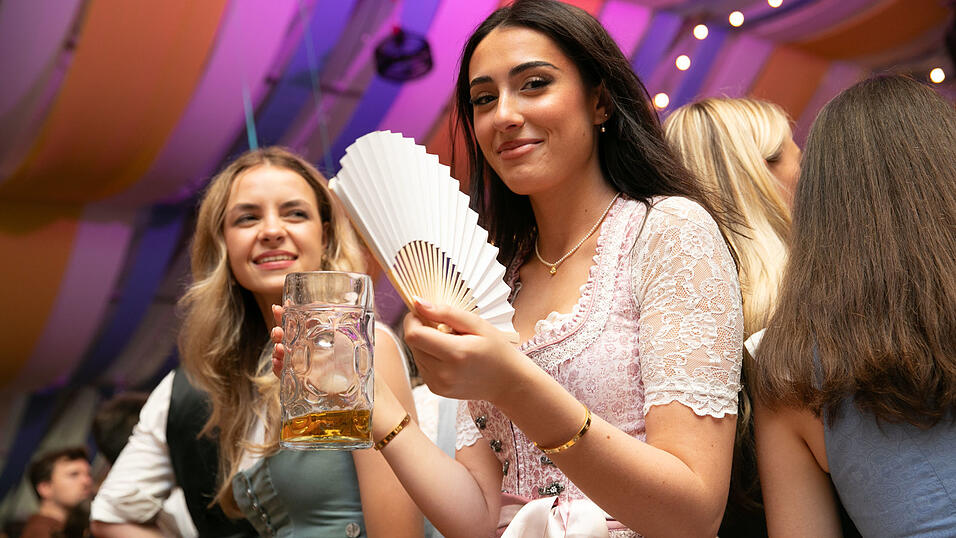 Die Partybilder vom Freitag, 8. August, aus dem Festzelt Reisinger. Die Partybilder vom Freitag, 8. August, aus dem Festzelt Reisinger.