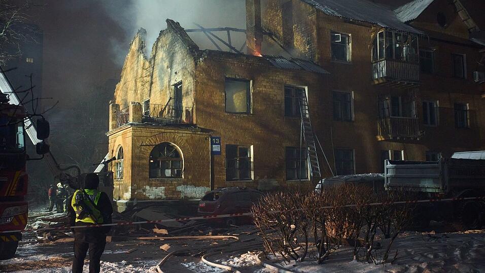 In der Hauptstadt Kiew werden immer wieder auch Wohnh&auml;user besch&auml;digt.