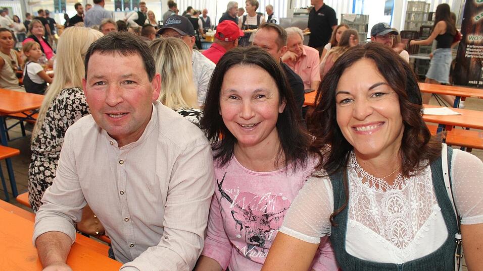 Zur Musik von Headless wurde ausgelassen gefeiert.