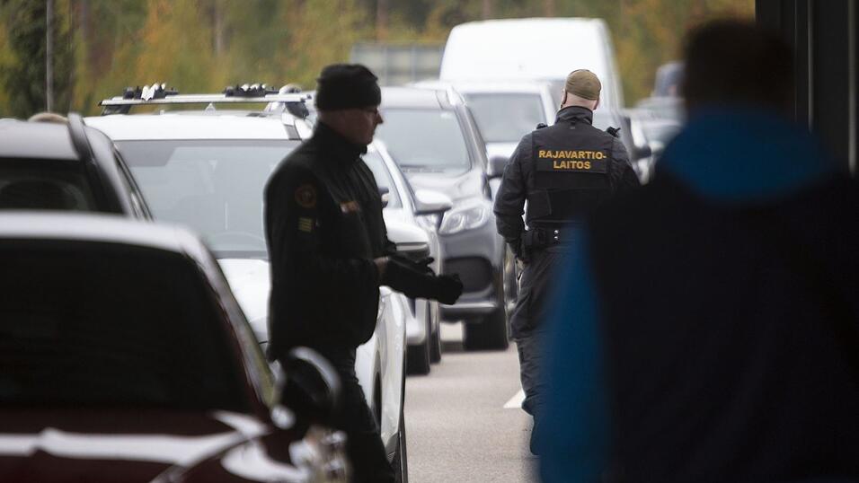 Hunderttausende russische Staatsbürger konnten im vergangenen Jahr mit einem Visum völlig legal in die EU einreisen. (Archivbild)
