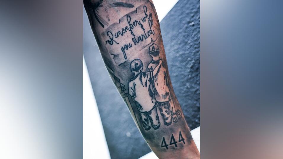 Die Brüder Mario und Luka Vuskovic als Tattoo verewigt auf dem Unterarm von Luka. (Archivbild) Die Brüder Mario und Luka Vuskovic als Tattoo verewigt auf dem Unterarm von Luka. (Archivbild)
