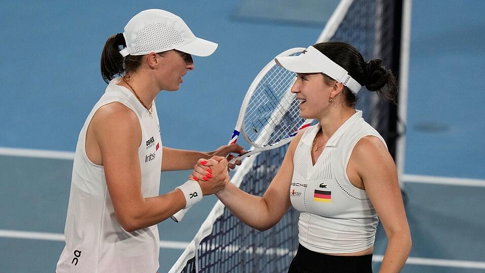 Trotz starker Leistung musste sich Eva Lys gegen Iga Swiatek geschlagen geben. Trotz starker Leistung musste sich Eva Lys gegen Iga Swiatek geschlagen geben.