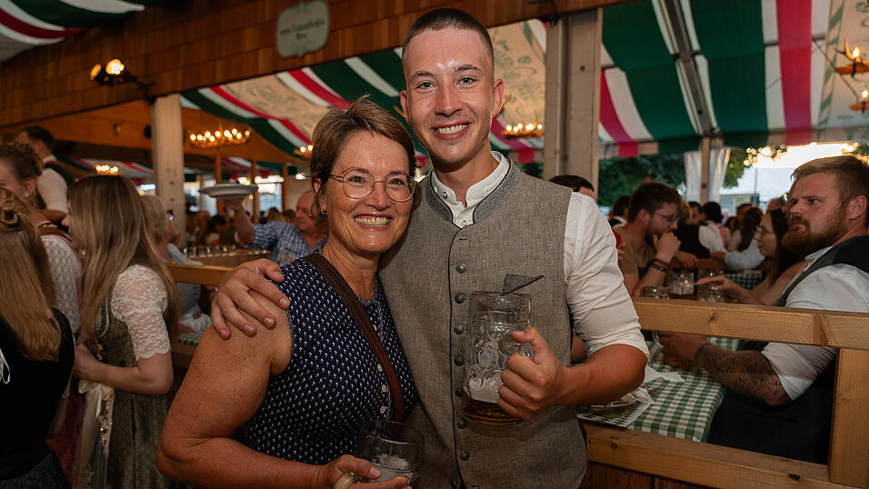 Die Partybilder vom Freitag, 18. August 2023, aus dem Festzelt Weckmann.