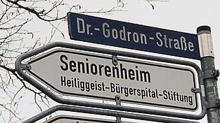 Die strafrechtliche Verhandlung um das verschwundene Geld aus der Stiftung des Landauer Seniorenheims l&auml;sst weiter auf sich warten.