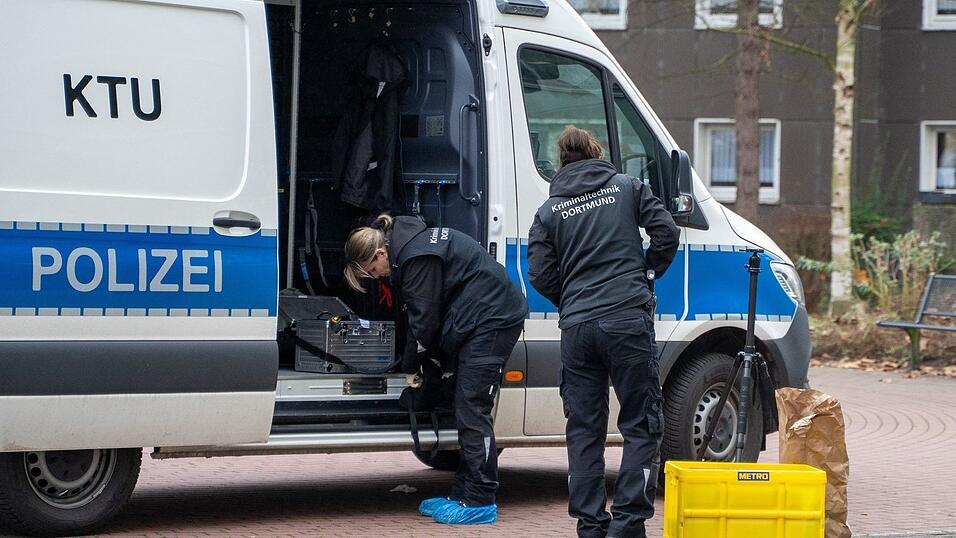 Die Fahndung nach dem Mann dauerte mehrere Stunden an. Die Fahndung nach dem Mann dauerte mehrere Stunden an.