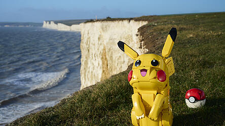 Pikachu sieht in Lego-Form deutlich eckiger aus.