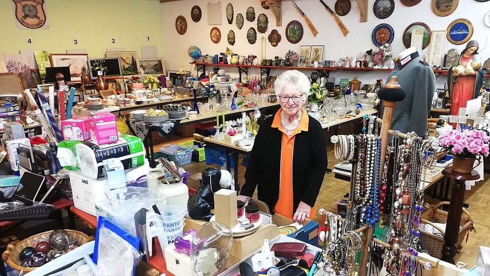 Irmi Goth hatte mit ihrem 'Hausflohmarkt-Team mit Herz' wieder ein tolles Event zur Spendensammlung auf die Beine gestellt.