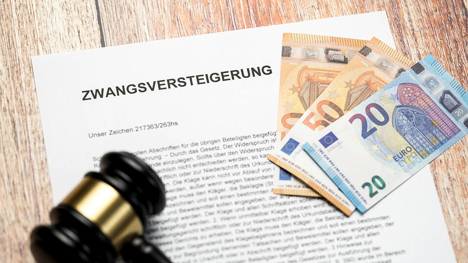 Der Prozess wegen mutma&szlig;lichen Betrugs wurde vertagt (Symbolbild).