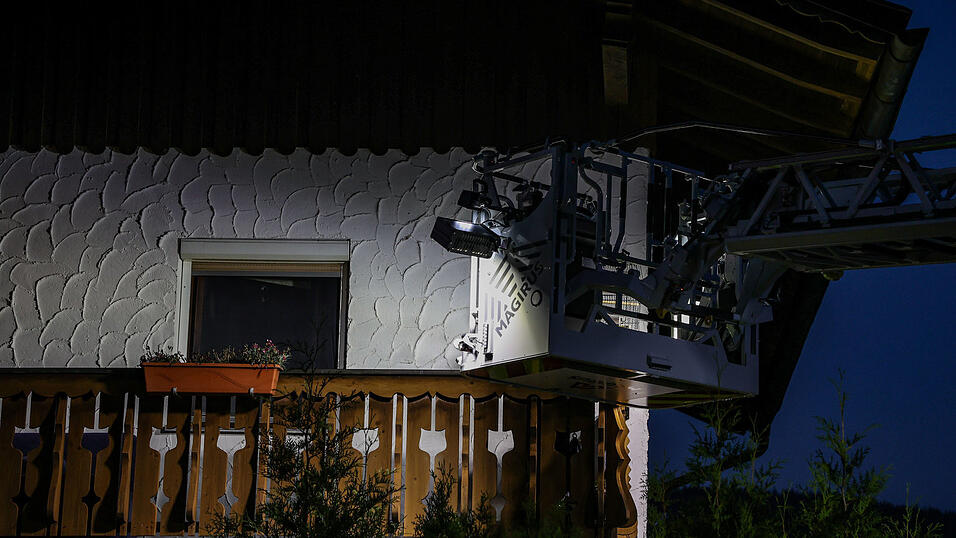 Bei den Verletzten bestand Verdacht auf leichte Rauchgasvergiftungen.