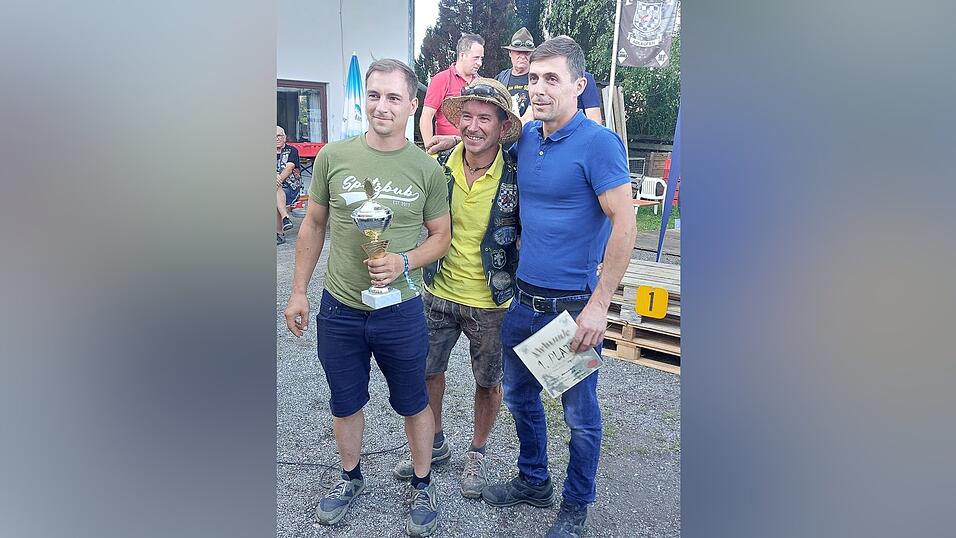 So lief das Mofarennen der Motorradfreunde Adlkofen: So lief das Mofarennen der Motorradfreunde Adlkofen: