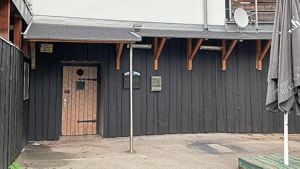 Erst Easy, dann Lions und jetzt wieder Easy Bar: Mitte Oktober ist die Eröffnung geplant. Erst Easy, dann Lions und jetzt wieder Easy Bar: Mitte Oktober ist die Eröffnung geplant.