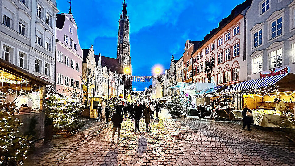 Generell will die Stadt an der Durchf&uuml;hrung des Adventsmarktes in der Altstadt festhalten.