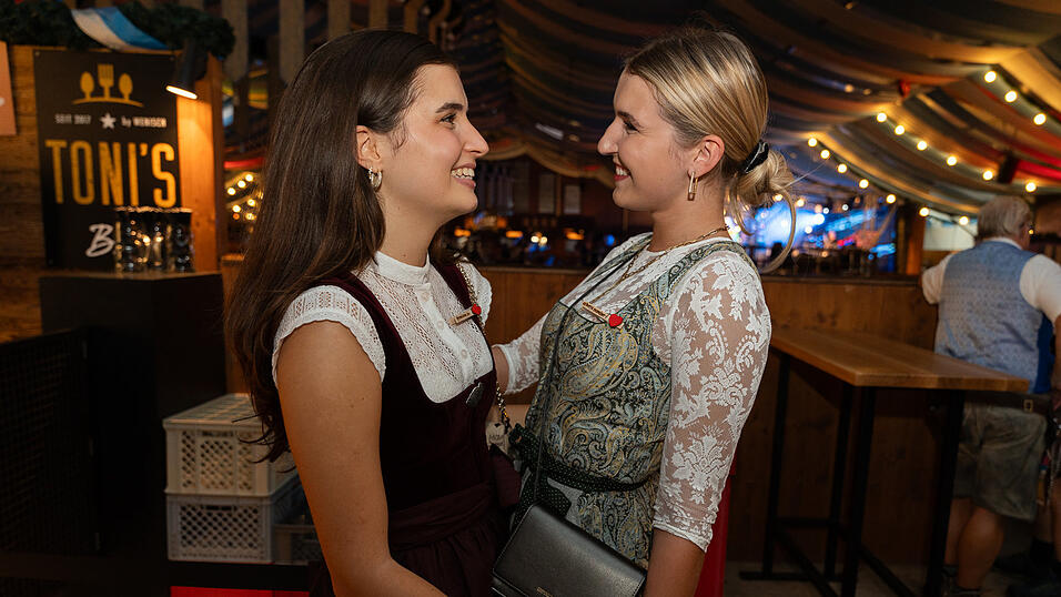 Die Partybilder vom Sonntag, 20. August 2023, aus dem Festzelt Wenisch. Die Partybilder vom Sonntag, 20. August 2023, aus dem Festzelt Wenisch.