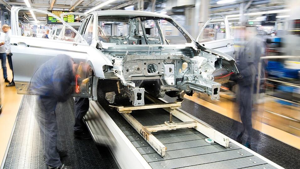Die Arbeitslosenzahlen steigen in der Regel über den Sommer, weil Unternehmen vor den Ferien weniger einstellen und Ausbildungsverhältnisse enden. (Archivbild) Die Arbeitslosenzahlen steigen in der Regel über den Sommer, weil Unternehmen vor den Ferien weniger einstellen und Ausbildungsverhältnisse enden. (Archivbild)