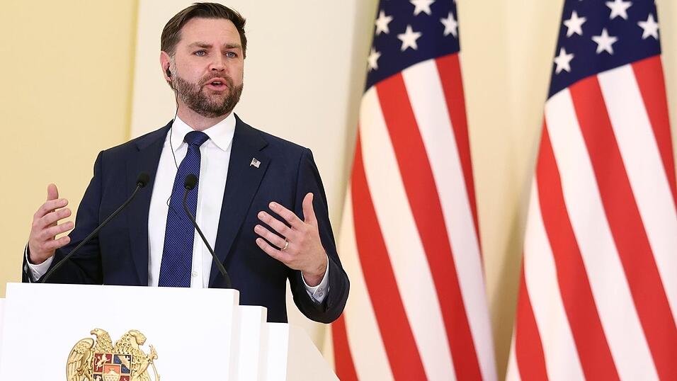 Die Frage nach einem Machtwechsel im Iran ist nach Darstellung von US-Vizepr&auml;sident JD Vance nebens&auml;chlich. (Archivbild)