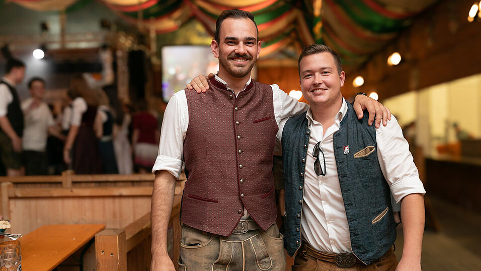 Die Partybilder vom Donnerstag, 14. August, aus dem Festzelt Weckmann. Die Partybilder vom Donnerstag, 14. August, aus dem Festzelt Weckmann.