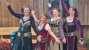 Neu im Kursplan des Bad Kötztinger Turnvereins: Tribal-Style Bauchtanz mit Nicole Nitzbon Neu im Kursplan des Bad Kötztinger Turnvereins: Tribal-Style Bauchtanz mit Nicole Nitzbon
