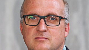 Alexander Straßner