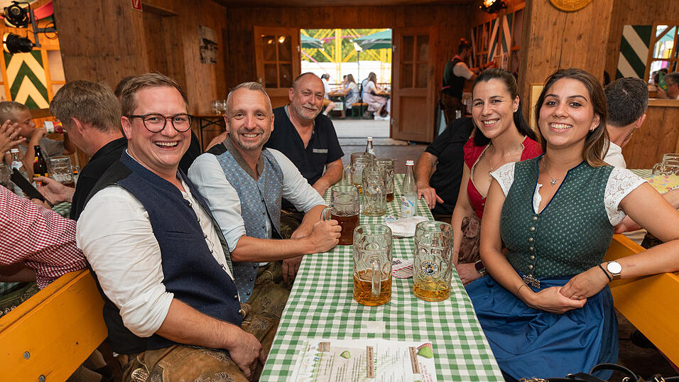 Die Partybilder vom Sonntag, 20. August 2023, aus dem Festzelt Weckmann.