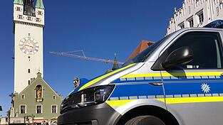 F&uuml;r Freitagmittag sind auf dem Straubinger Theresienplatz zwei Kundgebungen geplant. Die Polizei wird beide Veranstaltungen im Blick behalten, um einen st&ouml;rungsfreien Ablauf zu garantieren. (Symbolbild)