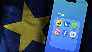 Eine Ausnahme von EU-Datenschutzregeln hatte es Anbietern von Online-Kommunikation erlaubt, auch privat gesendete Chats zu kontrollieren, um Kinderpornografie aufzuspüren. Sie war im April ausgelaufen. (Symbolbild) Eine Ausnahme von EU-Datenschutzregeln hatte es Anbietern von Online-Kommunikation erlaubt, auch privat gesendete Chats zu kontrollieren, um Kinderpornografie aufzuspüren. Sie war im April ausgelaufen. (Symbolbild)