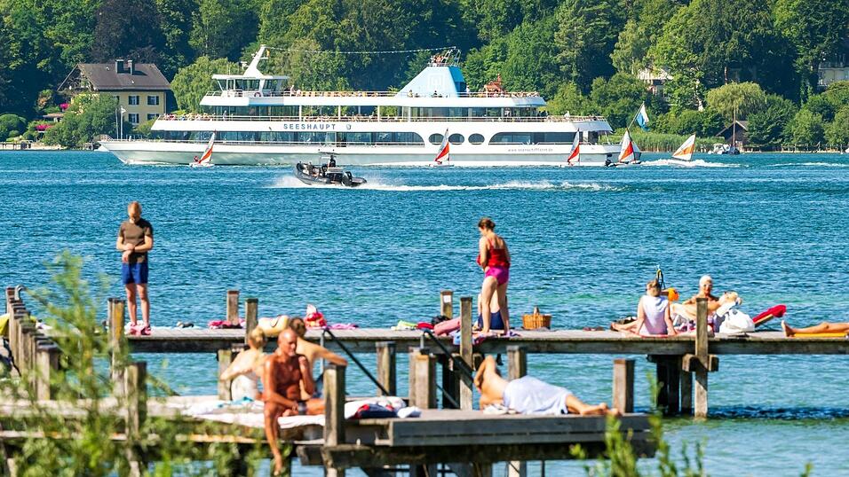 Sonnenhungrige, Schwimmer, Segelboote, Schiffe: An Sommertagen wird es sehr voll am Starnberger See. Das führt zu Problemen. Sonnenhungrige, Schwimmer, Segelboote, Schiffe: An Sommertagen wird es sehr voll am Starnberger See. Das führt zu Problemen.