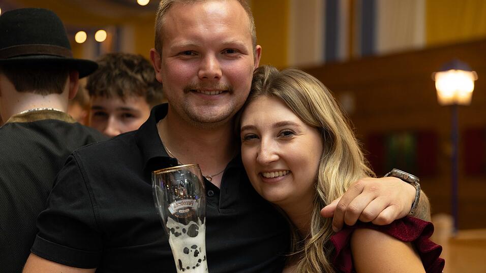 Die Partybilder vom Freitag, 7. August, aus dem Festzelt Reisinger. Die Partybilder vom Freitag, 7. August, aus dem Festzelt Reisinger.