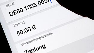 Verbraucherschutz kritisiert zu kleinteilige Überprüfung der Empfängeradresse bei Online-SEPA-Überweisungen. (Symbolbild) Verbraucherschutz kritisiert zu kleinteilige Überprüfung der Empfängeradresse bei Online-SEPA-Überweisungen. (Symbolbild)
