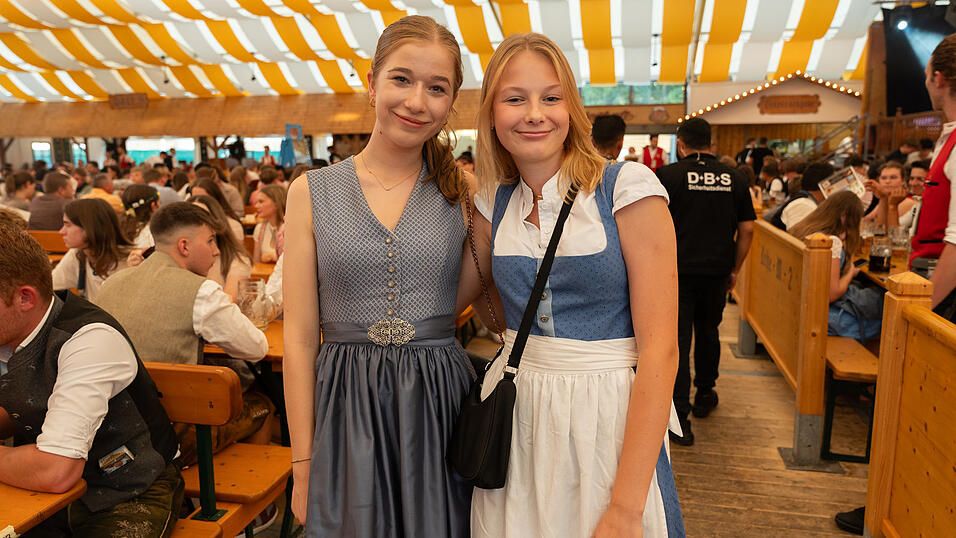 Die Partybilder vom Montag, 21. August 2023, aus dem Festzelt Nothaft. Die Partybilder vom Montag, 21. August 2023, aus dem Festzelt Nothaft.