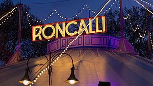 Seine Welturauff&uuml;hrung hatte der Circus Roncalli 18. Mai 1976 in Bonn.