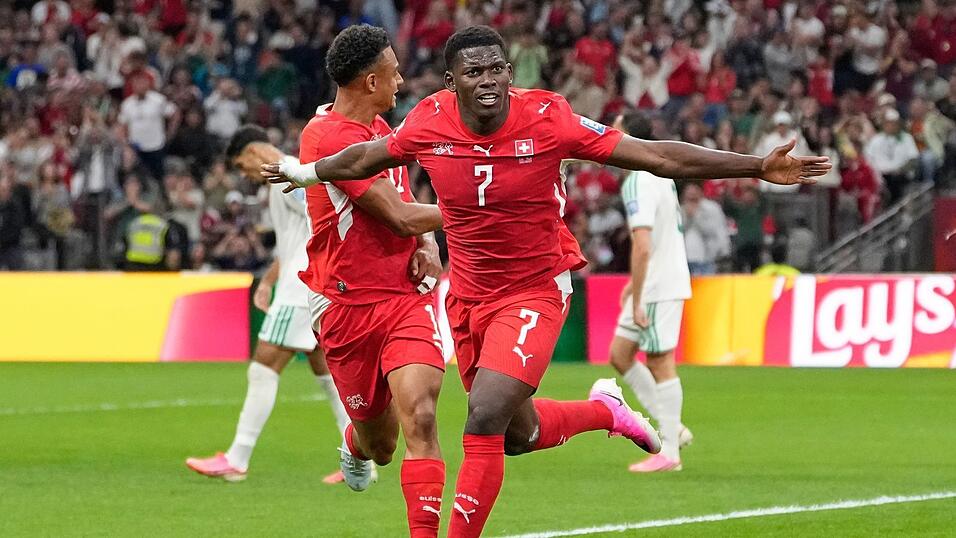 Die Schweiz durfte früh dank Embolo jubeln. Die Schweiz durfte früh dank Embolo jubeln.