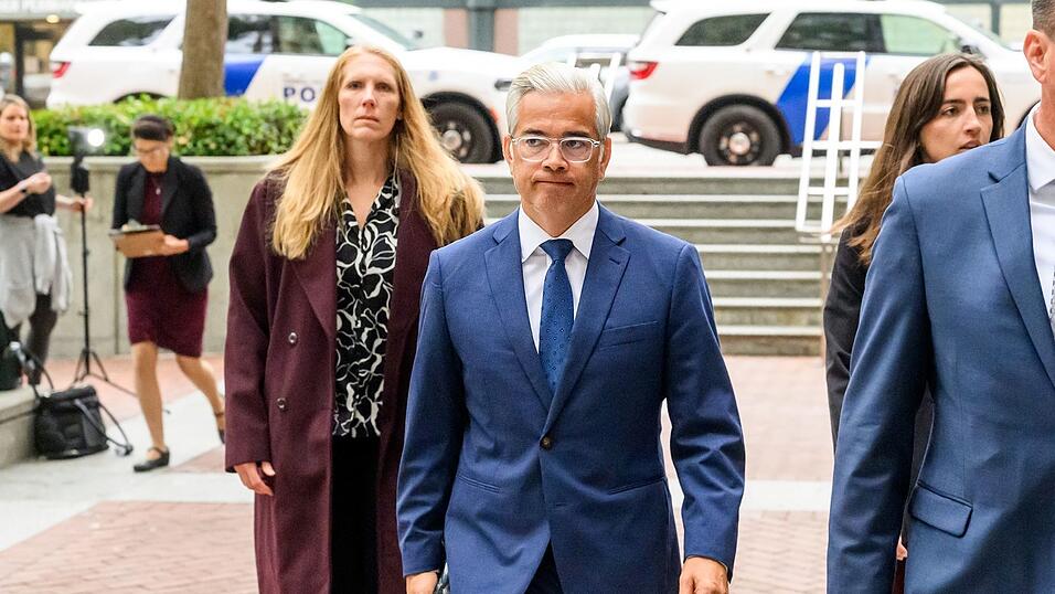 Der kalifornische Generalstaatsanwalt Rob Bonta will eine branchenweite Lösung und nimmt auch TikTok ins Visier. Der kalifornische Generalstaatsanwalt Rob Bonta will eine branchenweite Lösung und nimmt auch TikTok ins Visier.